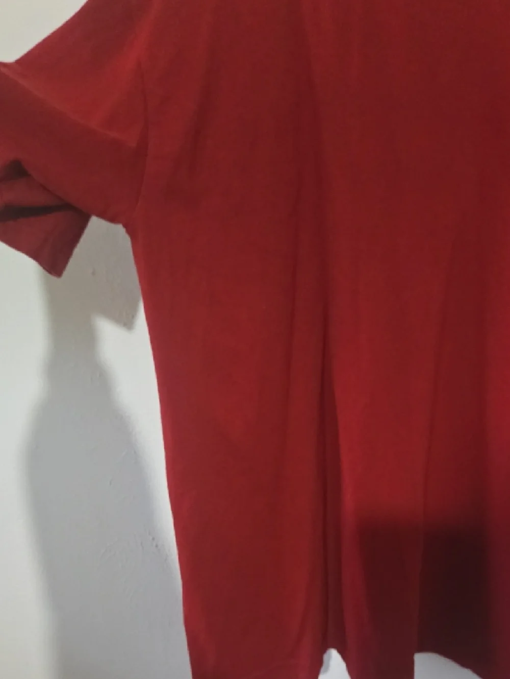 Guess Red 'Guess Jeans' Logo Short Sleeve Tee - Picture 8 of 11